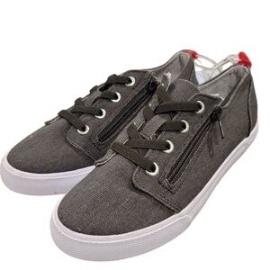 Kids cat and Jack sneakers